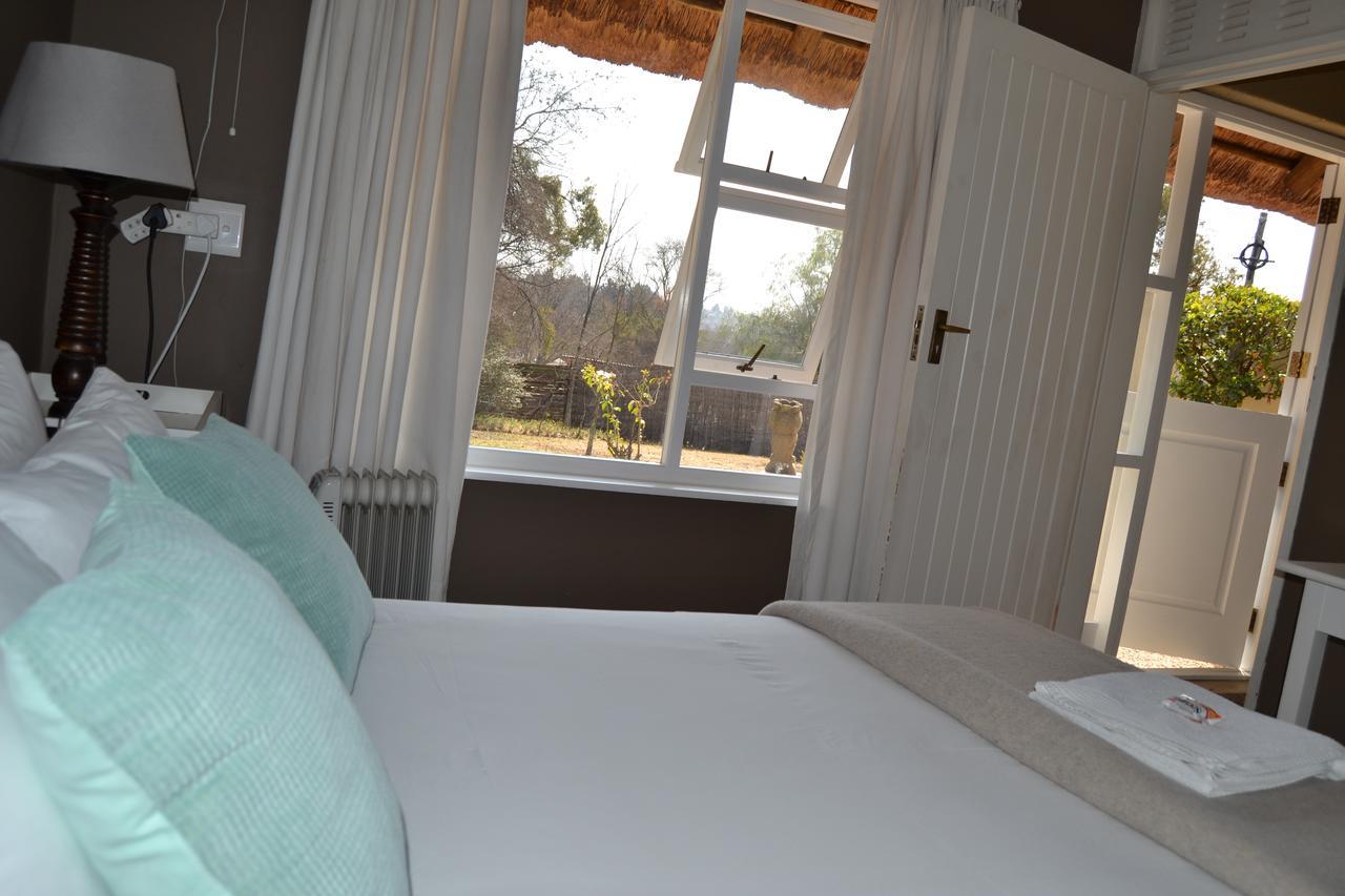 Hôtel Chartwell Manor Extérieur photo