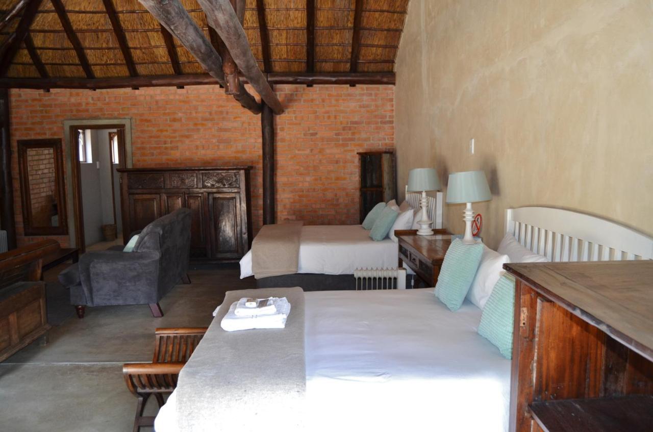 Hôtel Chartwell Manor Extérieur photo