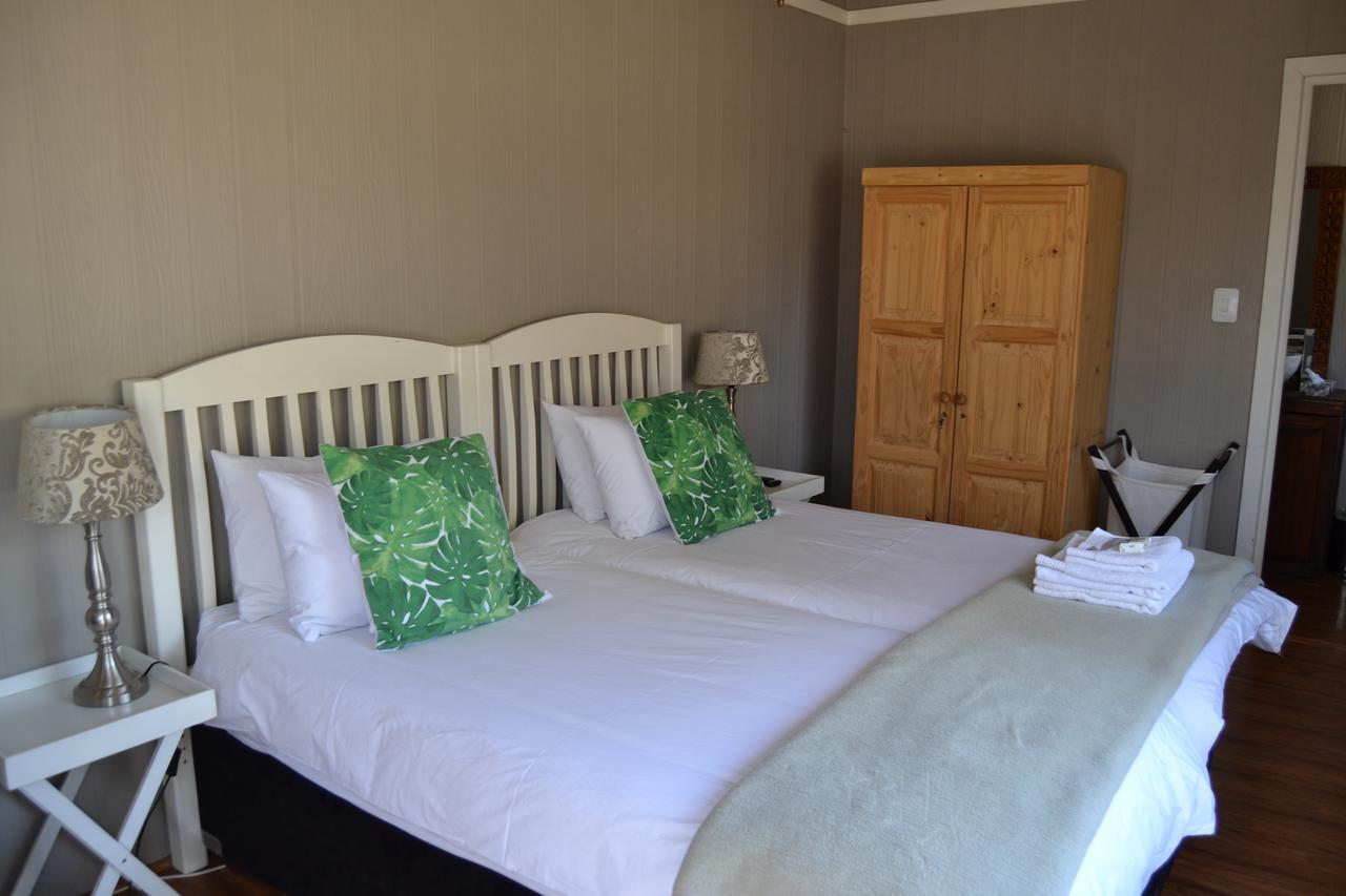 Hôtel Chartwell Manor Extérieur photo