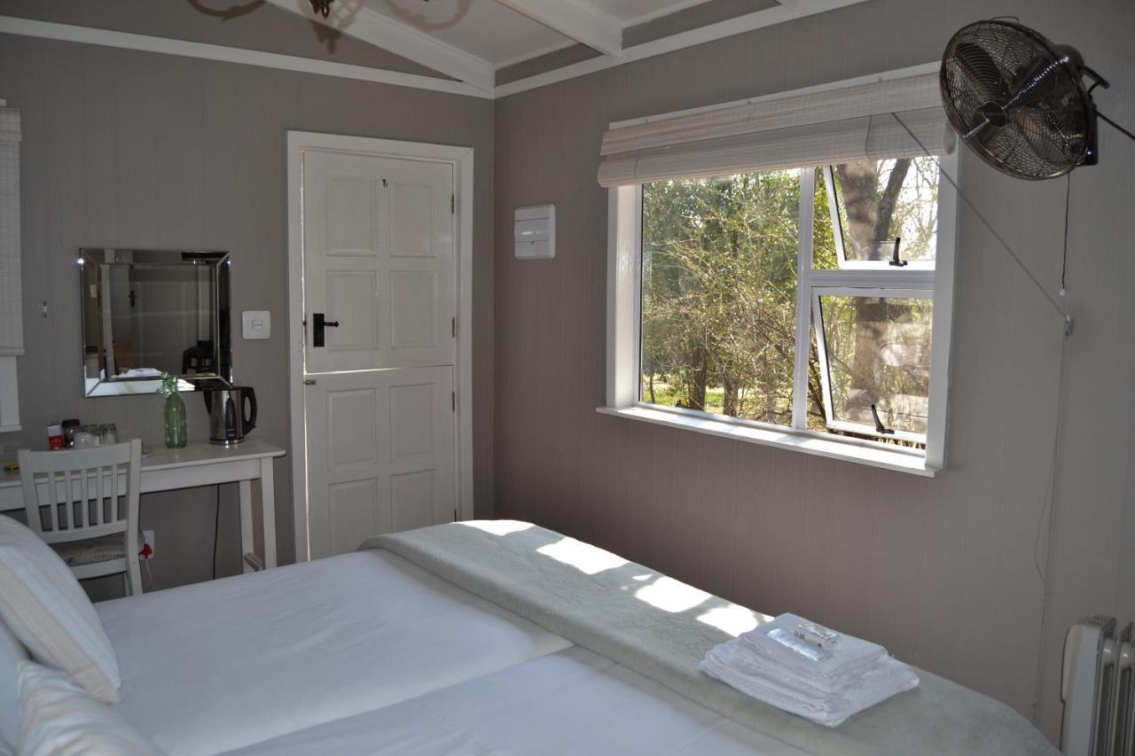 Hôtel Chartwell Manor Extérieur photo